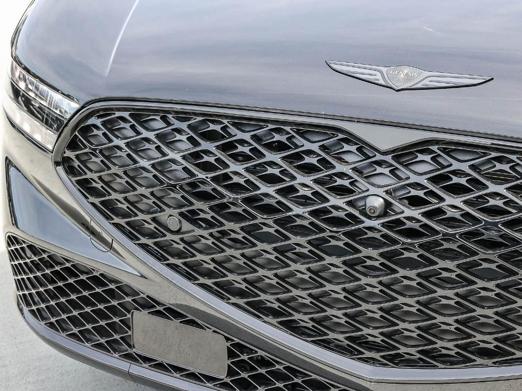 new 2026 Genesis G90 car, priced at $108,295