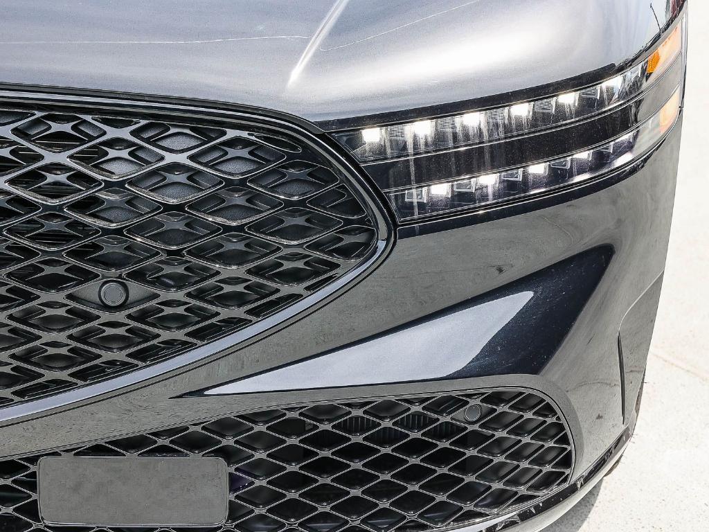 new 2026 Genesis G90 car, priced at $108,295