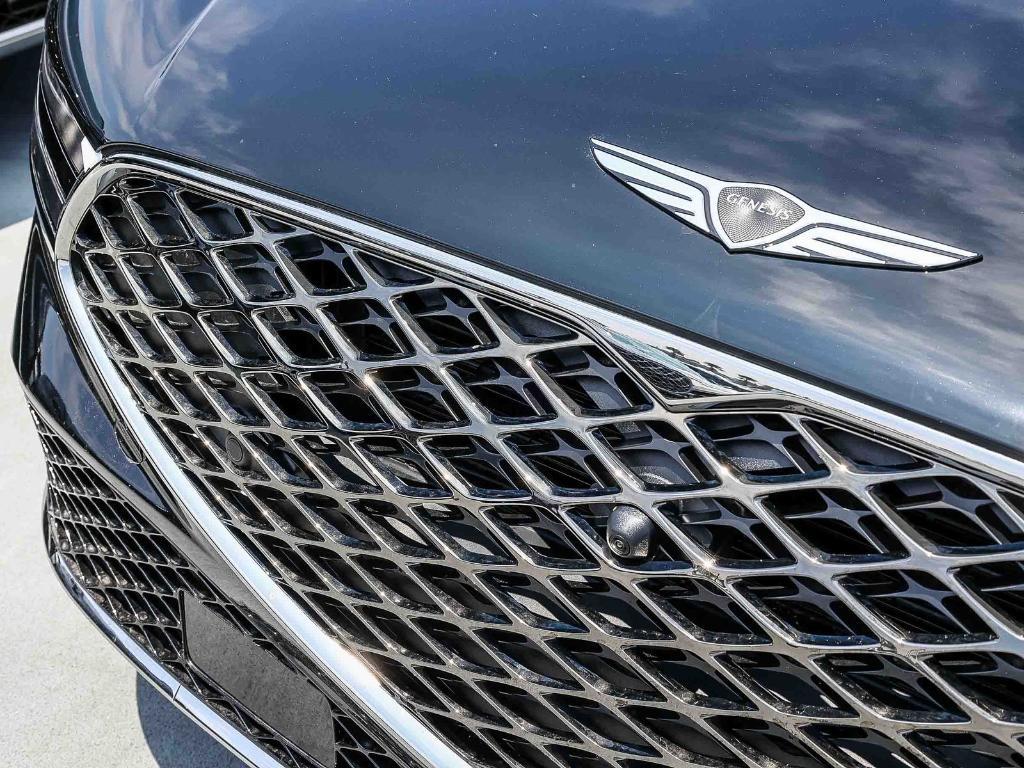 new 2026 Genesis G90 car, priced at $104,895