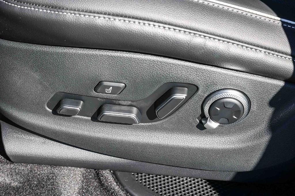new 2026 Genesis GV80 car, priced at $75,795