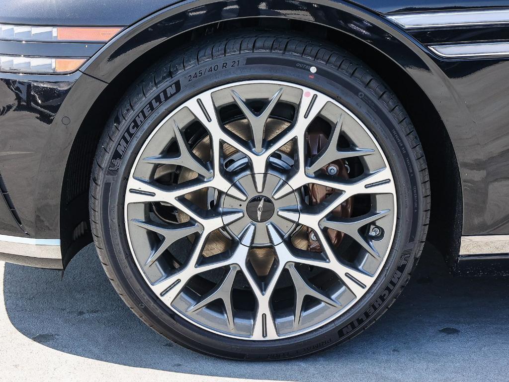 new 2026 Genesis G90 car, priced at $105,440