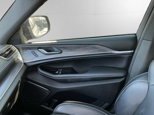 used 2023 Jeep Grand Cherokee car, priced at $38,388