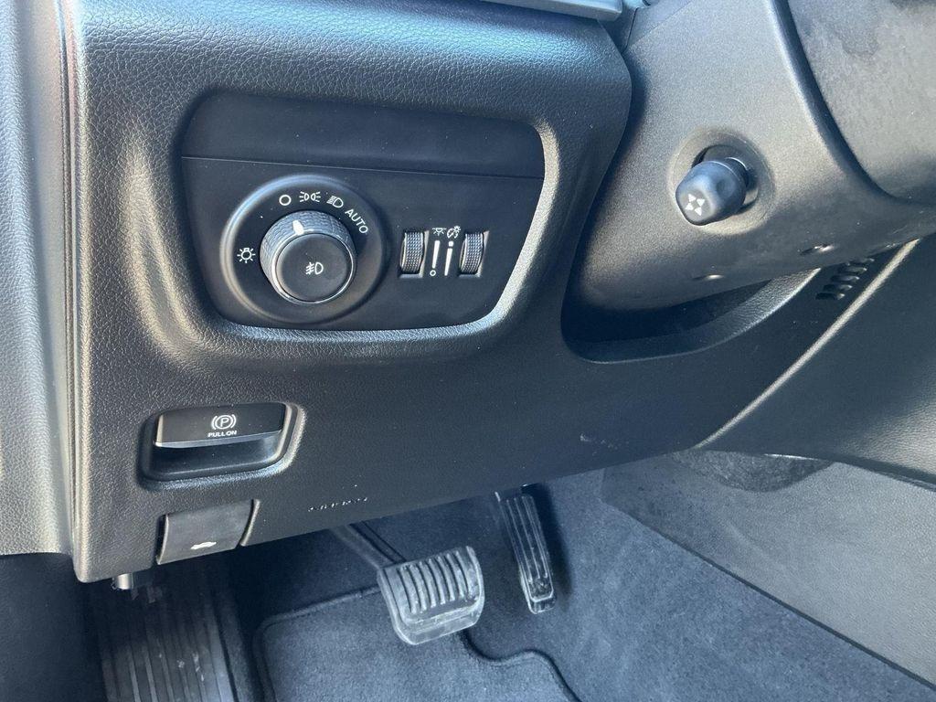 used 2023 Jeep Grand Cherokee L car, priced at $35,885