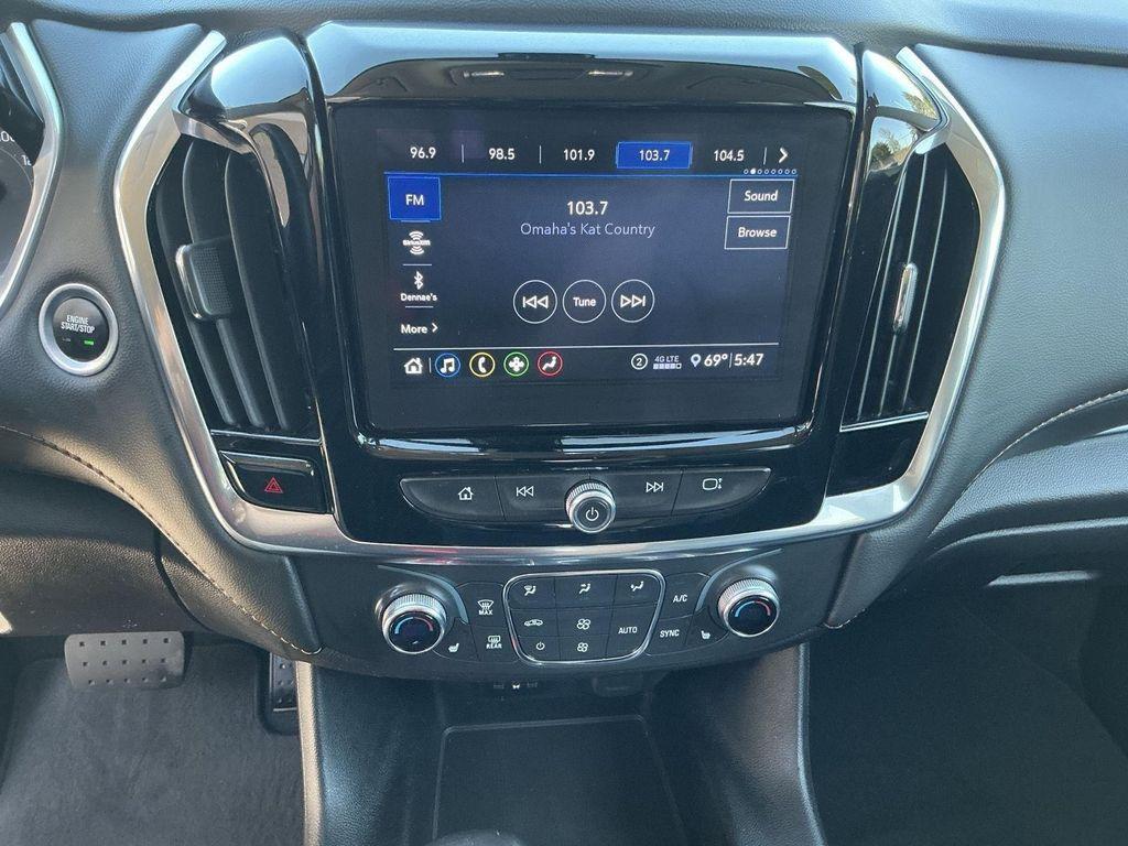used 2021 Chevrolet Traverse car, priced at $21,589
