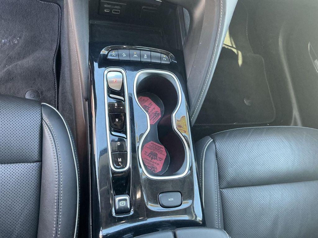 used 2021 Buick Envision car, priced at $23,388