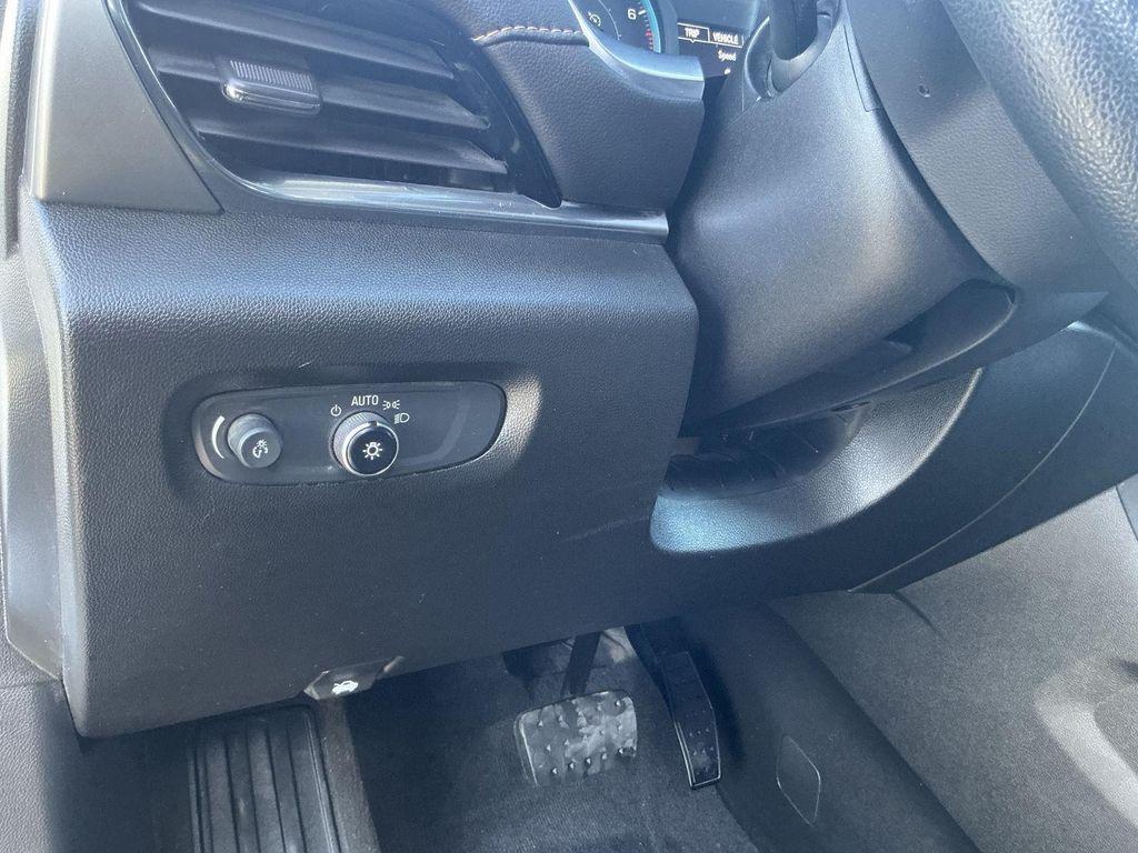 used 2020 Chevrolet Traverse car, priced at $20,000