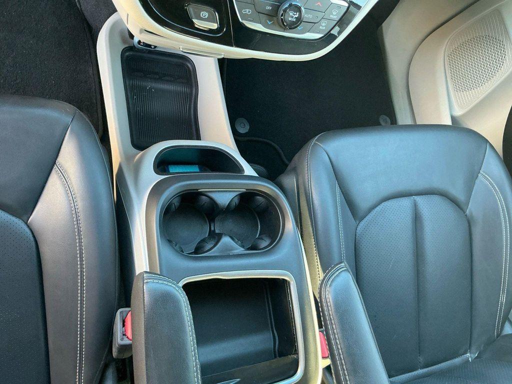 used 2023 Chrysler Pacifica car, priced at $30,000