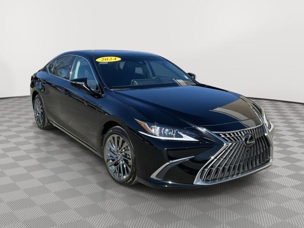 used 2024 Lexus ES 300h car, priced at $45,000