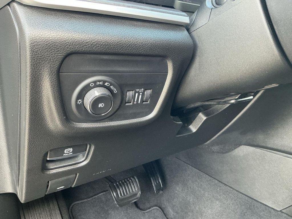 used 2021 Jeep Grand Cherokee L car, priced at $27,665
