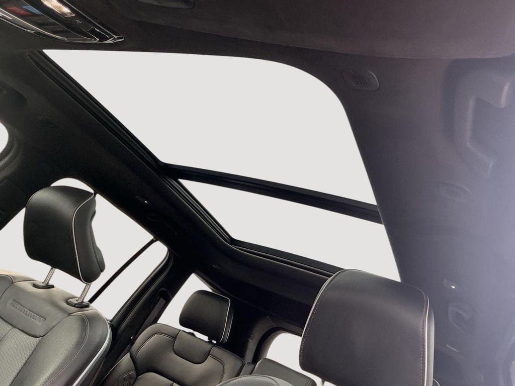 used 2022 Jeep Grand Cherokee car, priced at $40,889