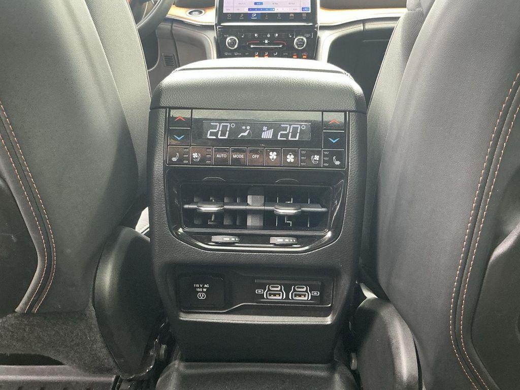 used 2022 Jeep Grand Cherokee car, priced at $40,889