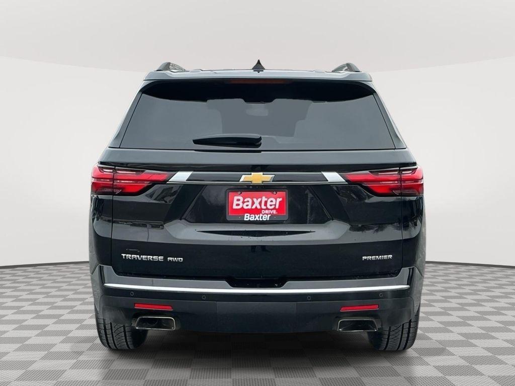 used 2022 Chevrolet Traverse car, priced at $33,758