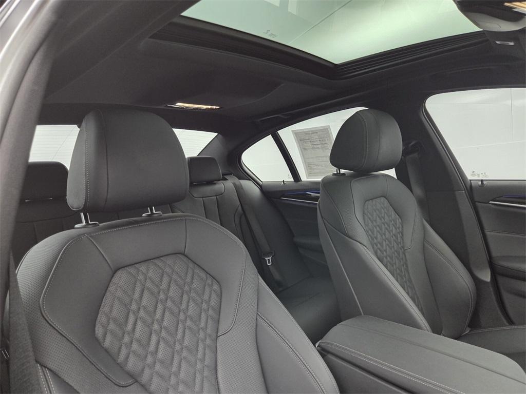 used 2023 BMW 540 car, priced at $47,995