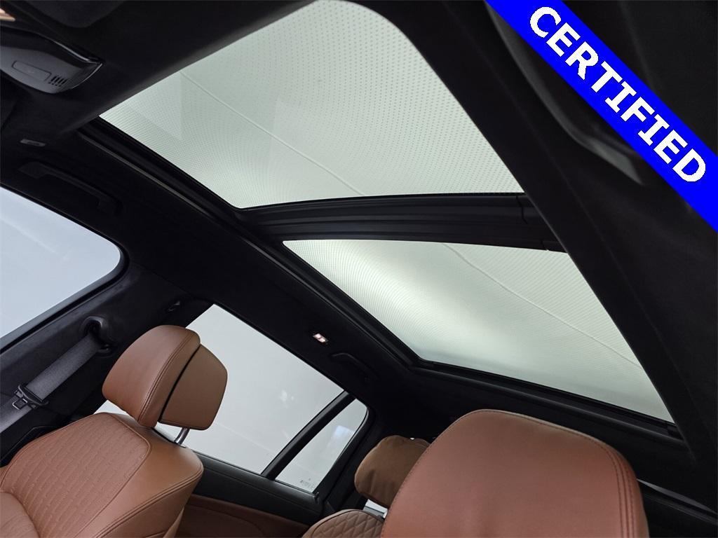 used 2025 BMW X7 car, priced at $92,995