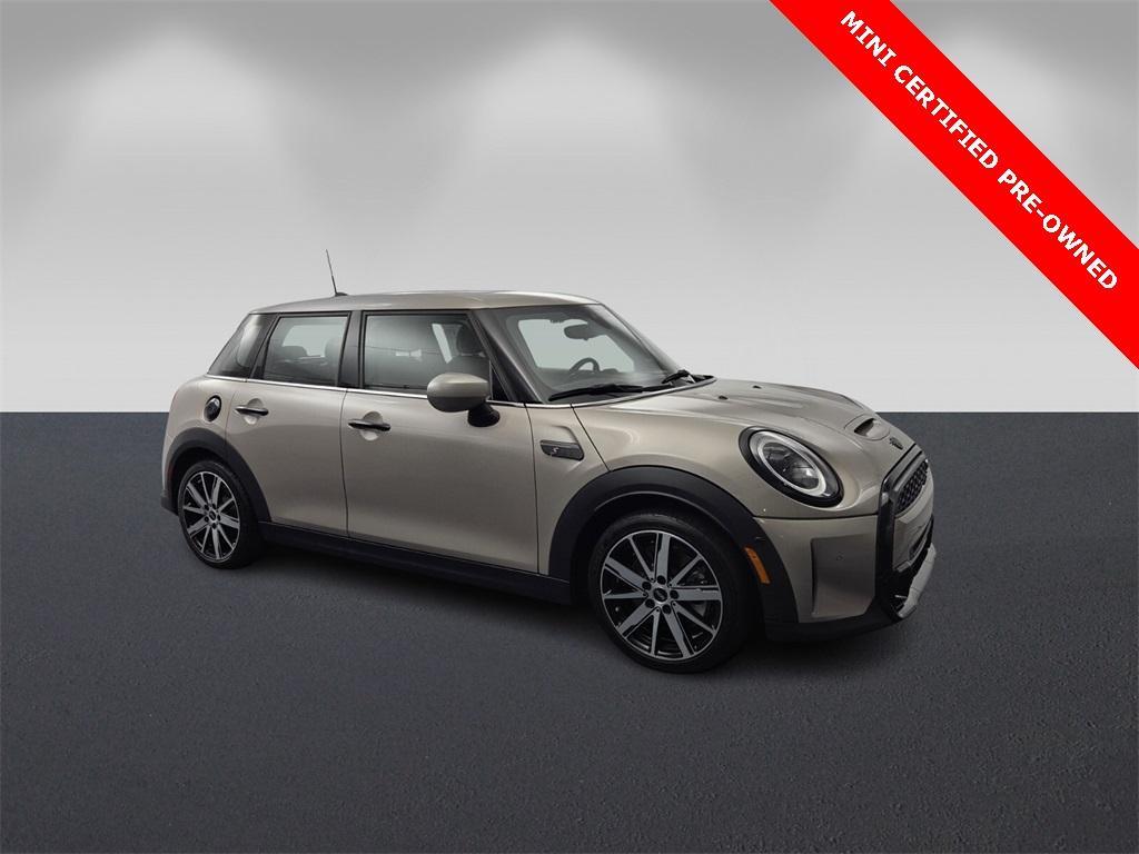 used 2024 MINI Hardtop car, priced at $26,995