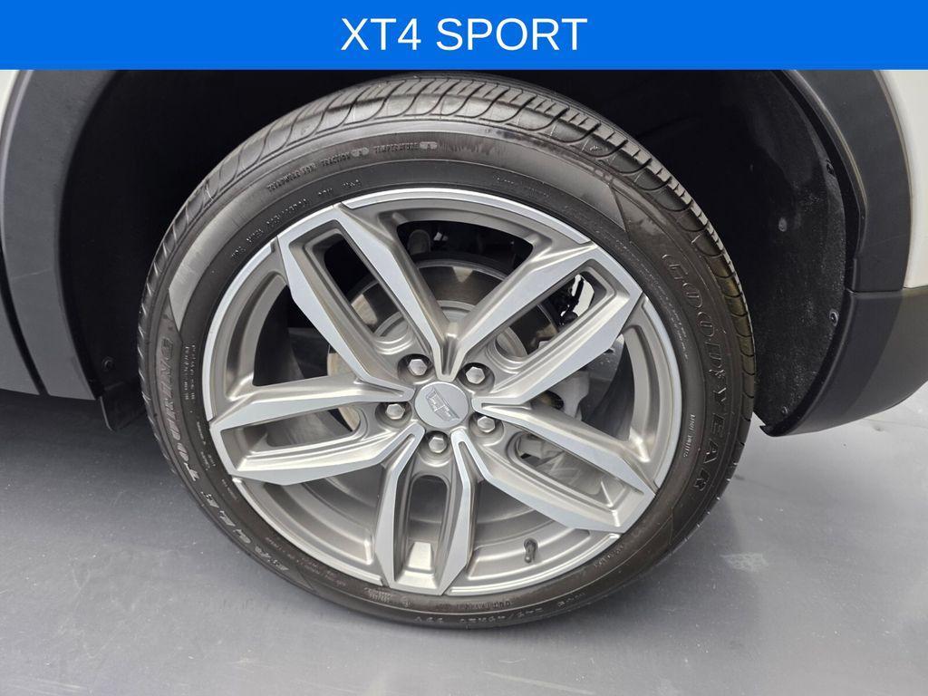 used 2023 Cadillac XT4 car, priced at $27,995