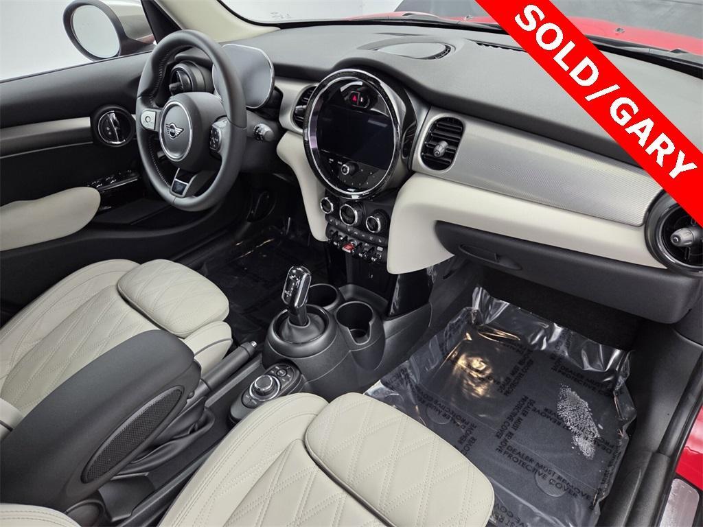 used 2023 MINI Hardtop car, priced at $27,397