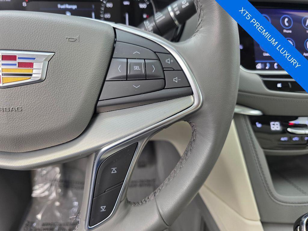 used 2023 Cadillac XT5 car, priced at $29,995
