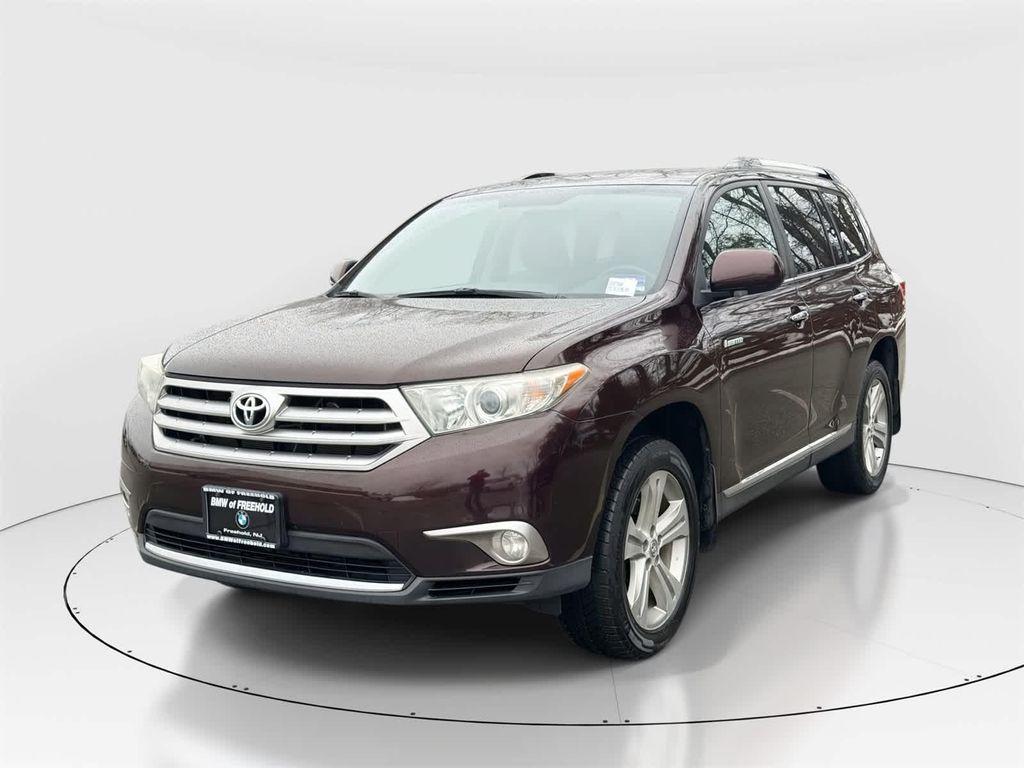 used 2013 Toyota Highlander car, priced at $10,990