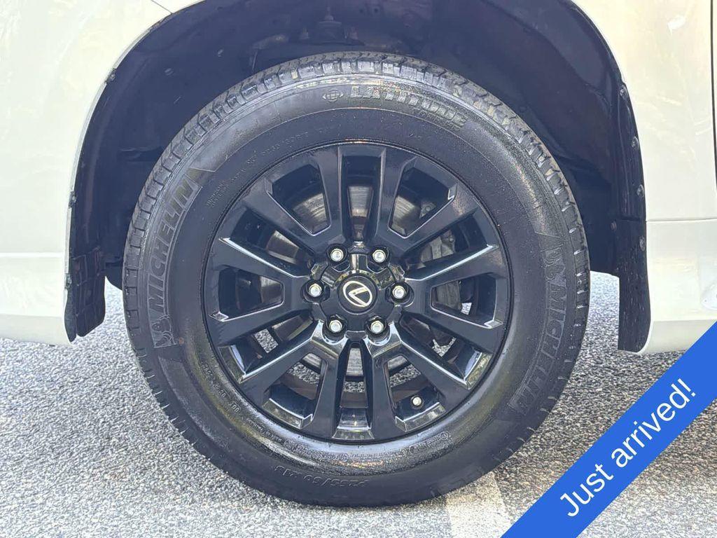 used 2023 Lexus GX 460 car, priced at $55,990