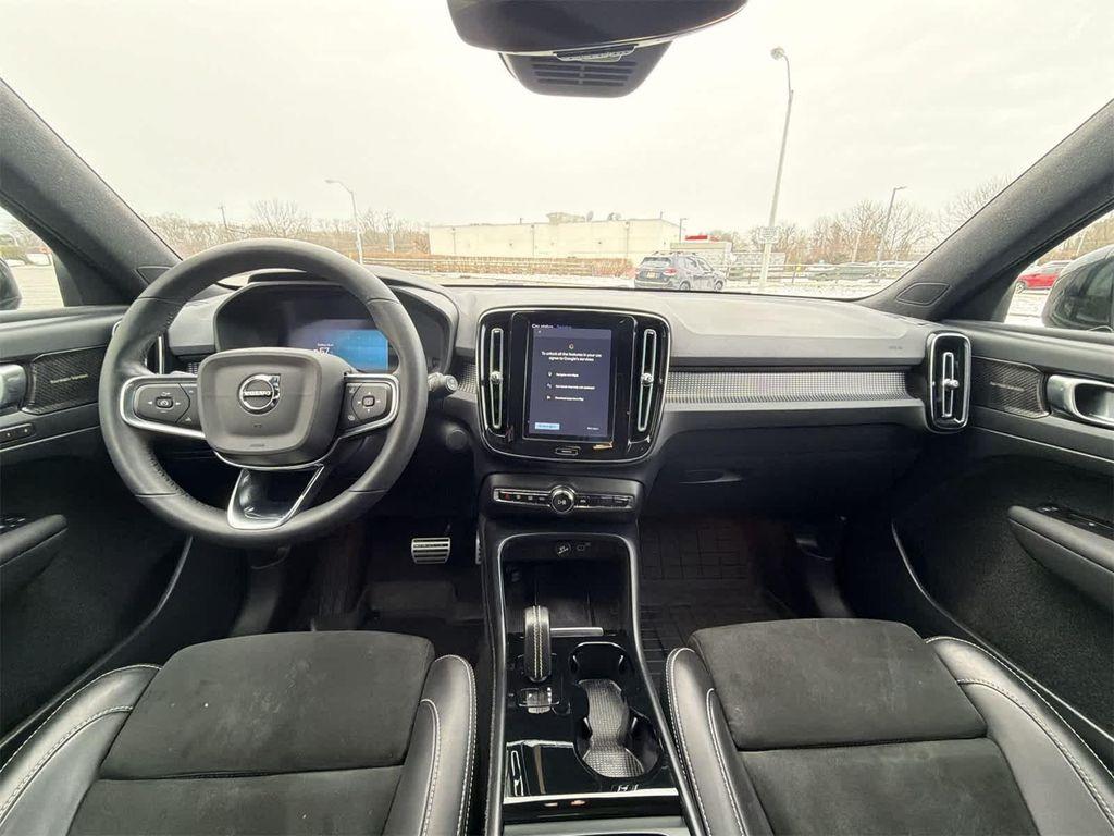 used 2022 Volvo XC40 Recharge Pure Electric car, priced at $20,990