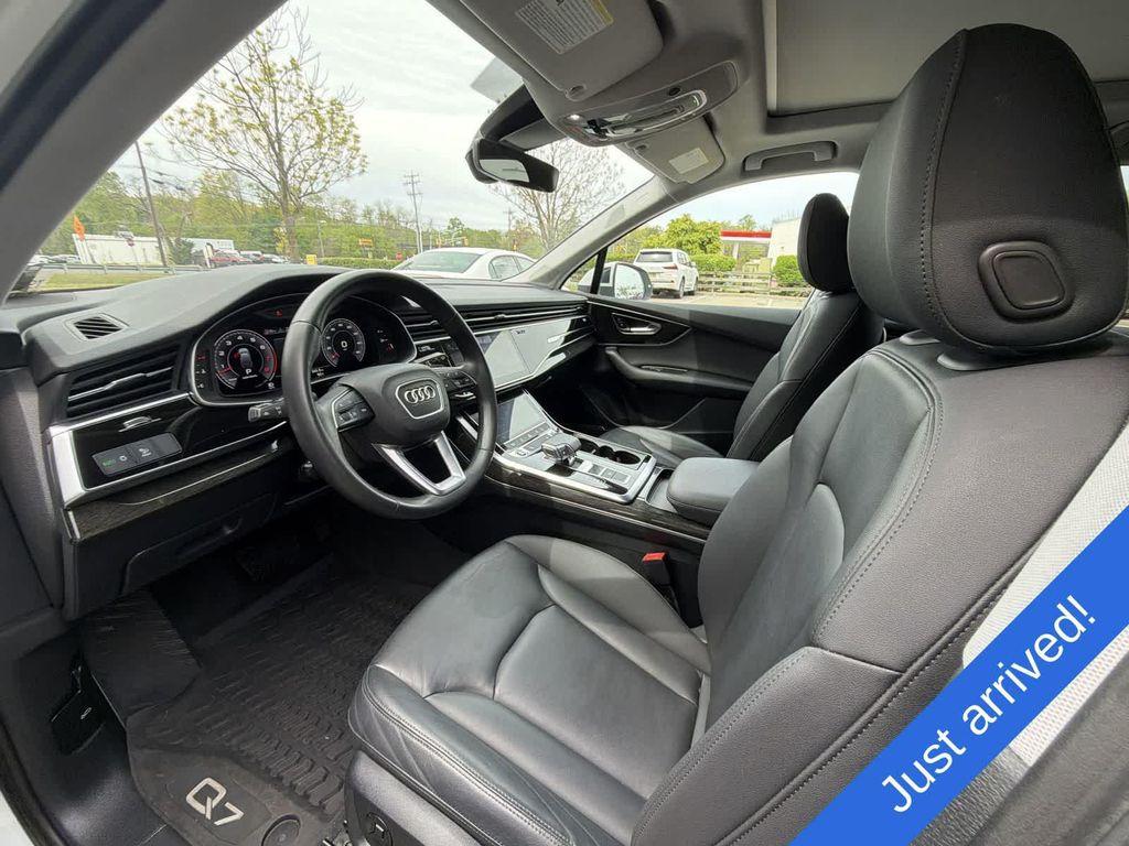 used 2022 Audi Q7 car, priced at $31,490