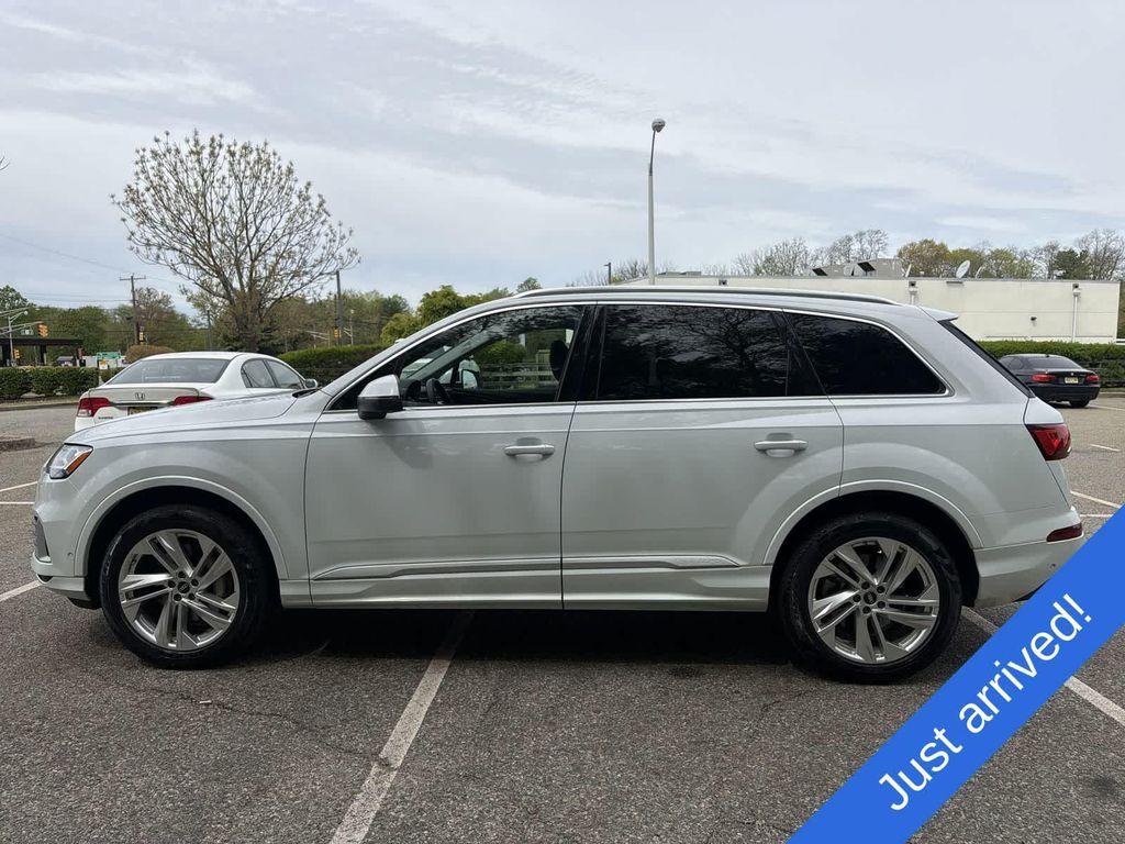 used 2022 Audi Q7 car, priced at $31,490