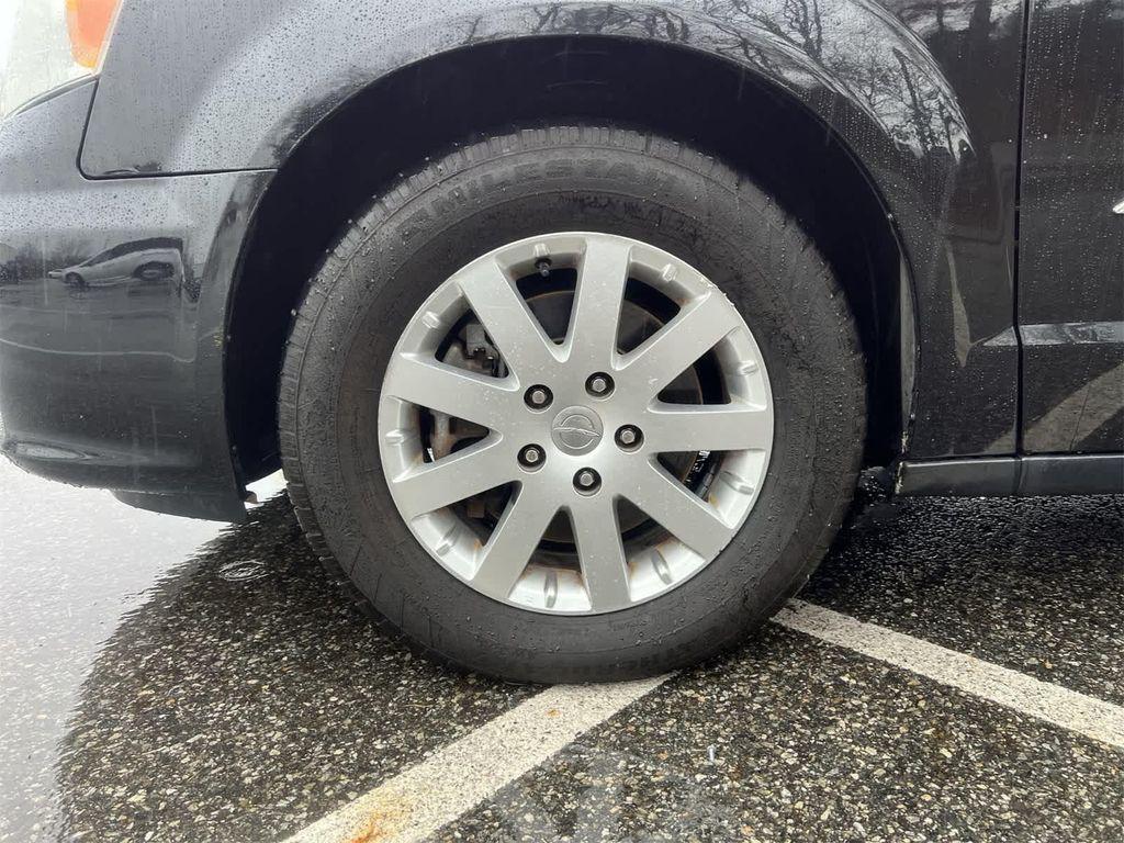 used 2016 Chrysler Town & Country car, priced at $6,790