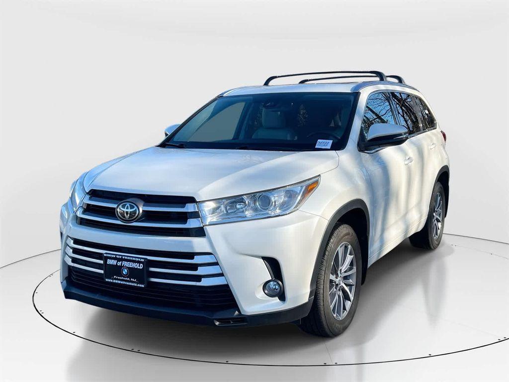 used 2017 Toyota Highlander car, priced at $18,990