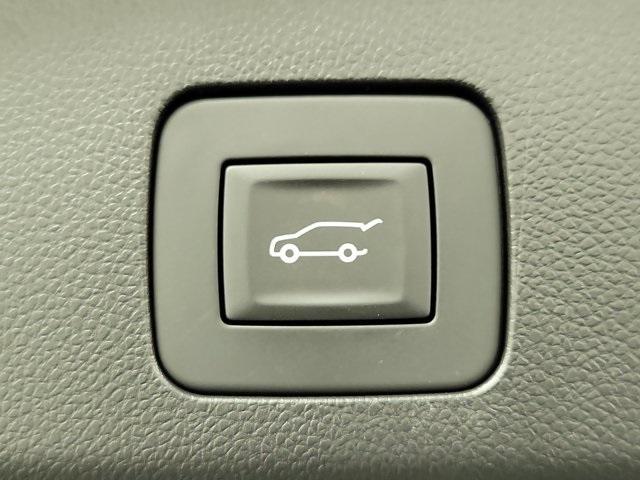 used 2025 Buick Encore GX car, priced at $25,290