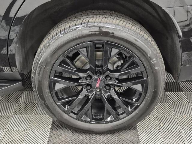 used 2023 GMC Yukon car, priced at $43,390