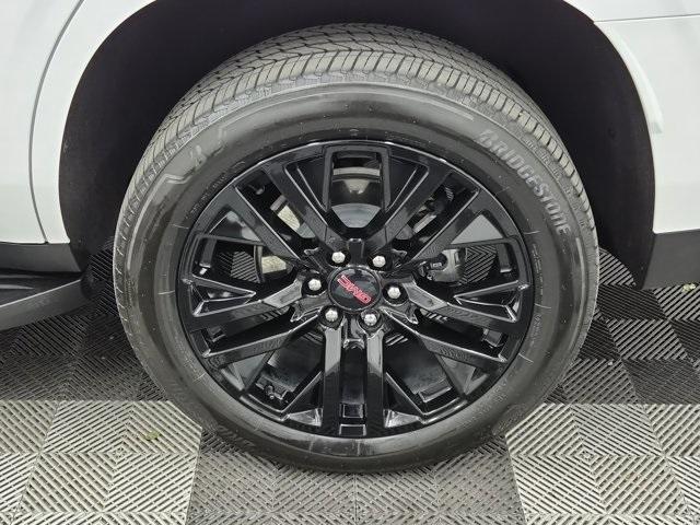 used 2024 GMC Yukon car, priced at $59,990