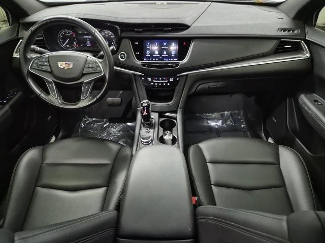 used 2022 Cadillac XT5 car, priced at $25,590