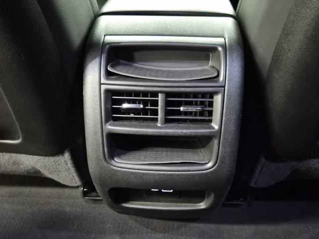 used 2022 Cadillac XT5 car, priced at $25,590