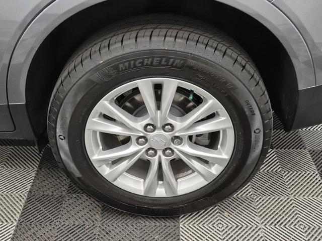 used 2022 Cadillac XT5 car, priced at $25,590