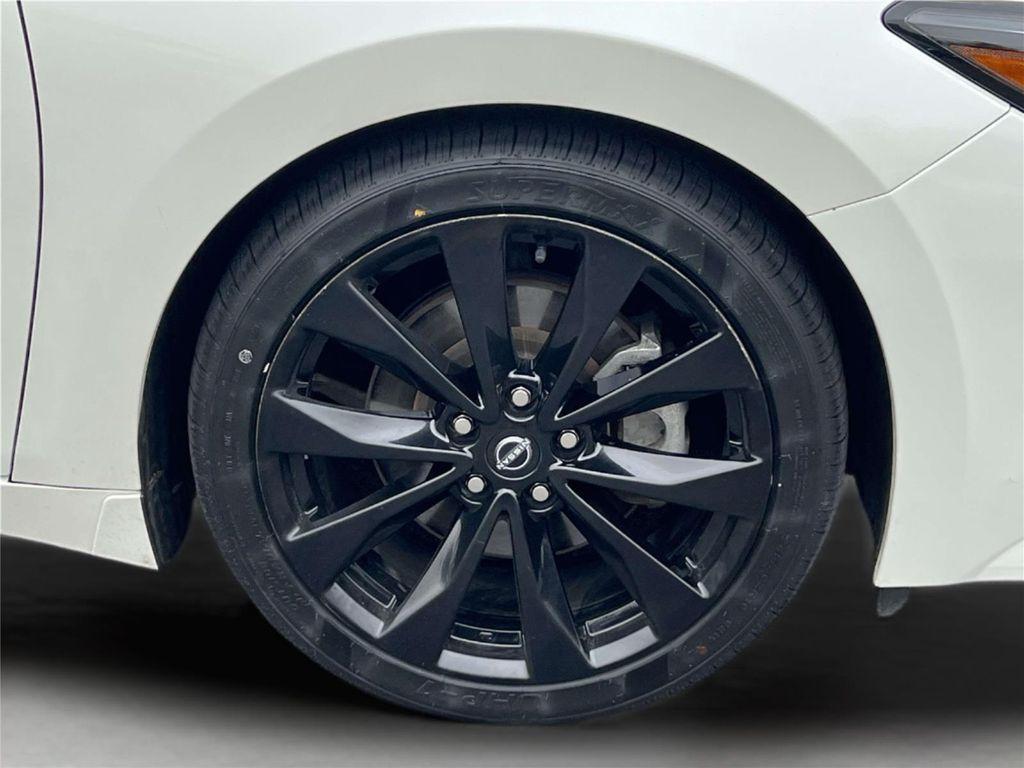 used 2023 Nissan Maxima car, priced at $27,990