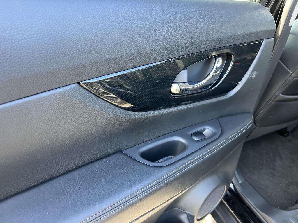 used 2020 Nissan Rogue car, priced at $15,490