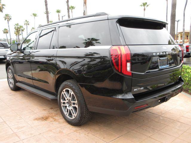 used 2025 Ford Expedition Max car, priced at $58,756