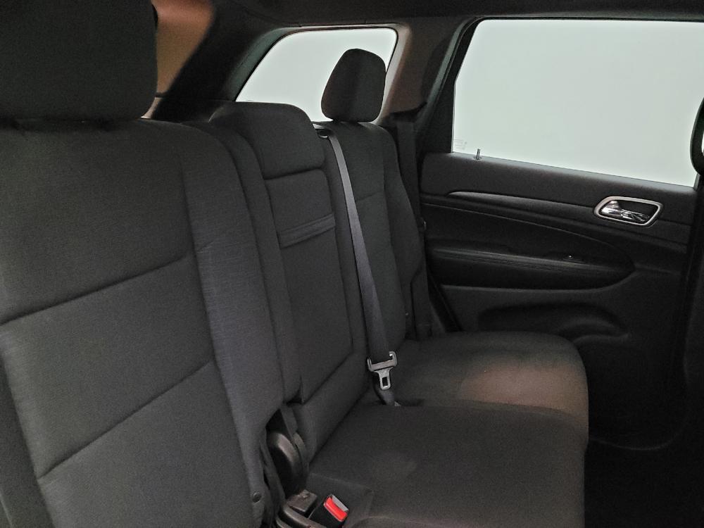 used 2016 Jeep Grand Cherokee car, priced at $17,095