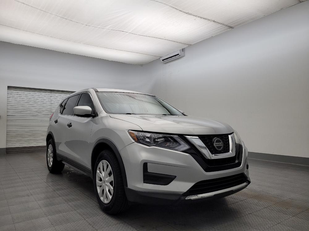 used 2019 Nissan Rogue car, priced at $17,495
