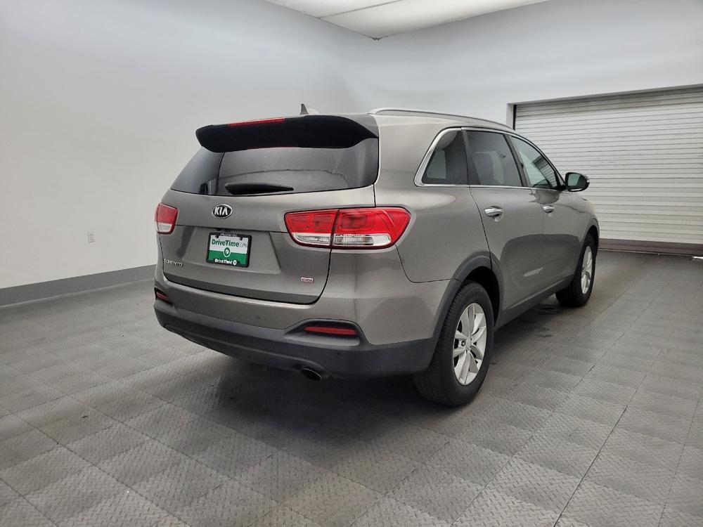 used 2016 Kia Sorento car, priced at $12,895