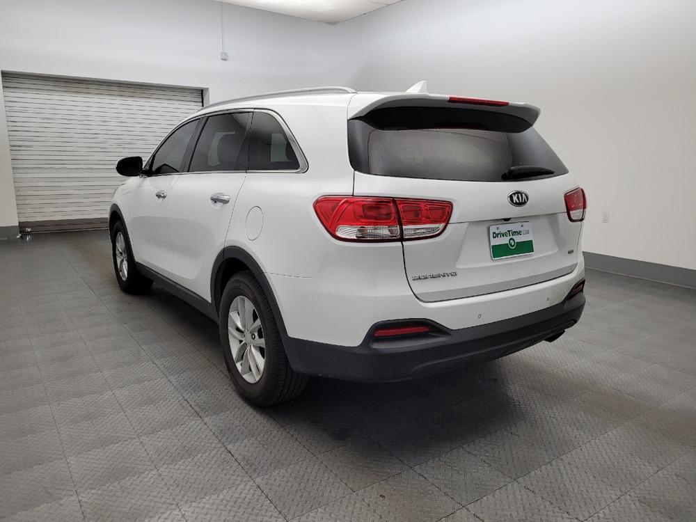 used 2018 Kia Sorento car, priced at $15,895