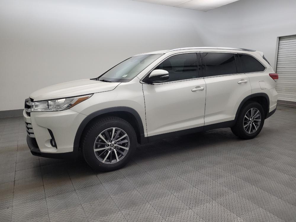 used 2019 Toyota Highlander car, priced at $25,195