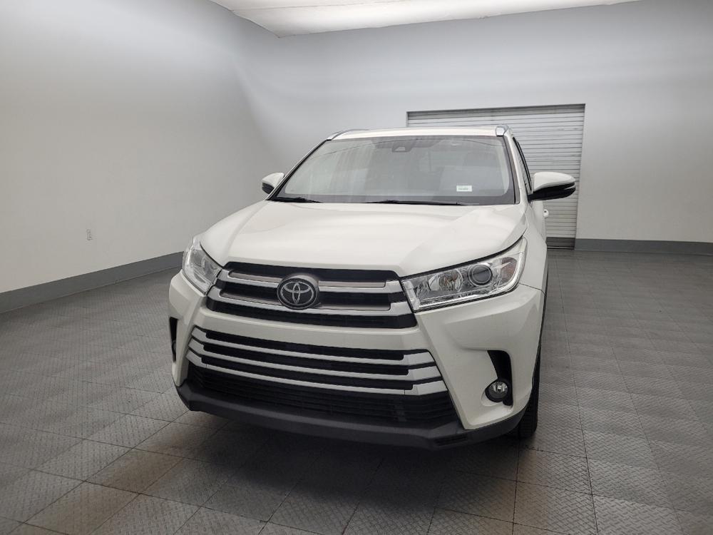 used 2019 Toyota Highlander car, priced at $25,195