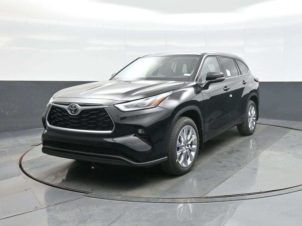 new 2026 Toyota Highlander car, priced at $51,220