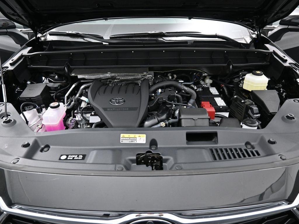 new 2026 Toyota Highlander car, priced at $51,220