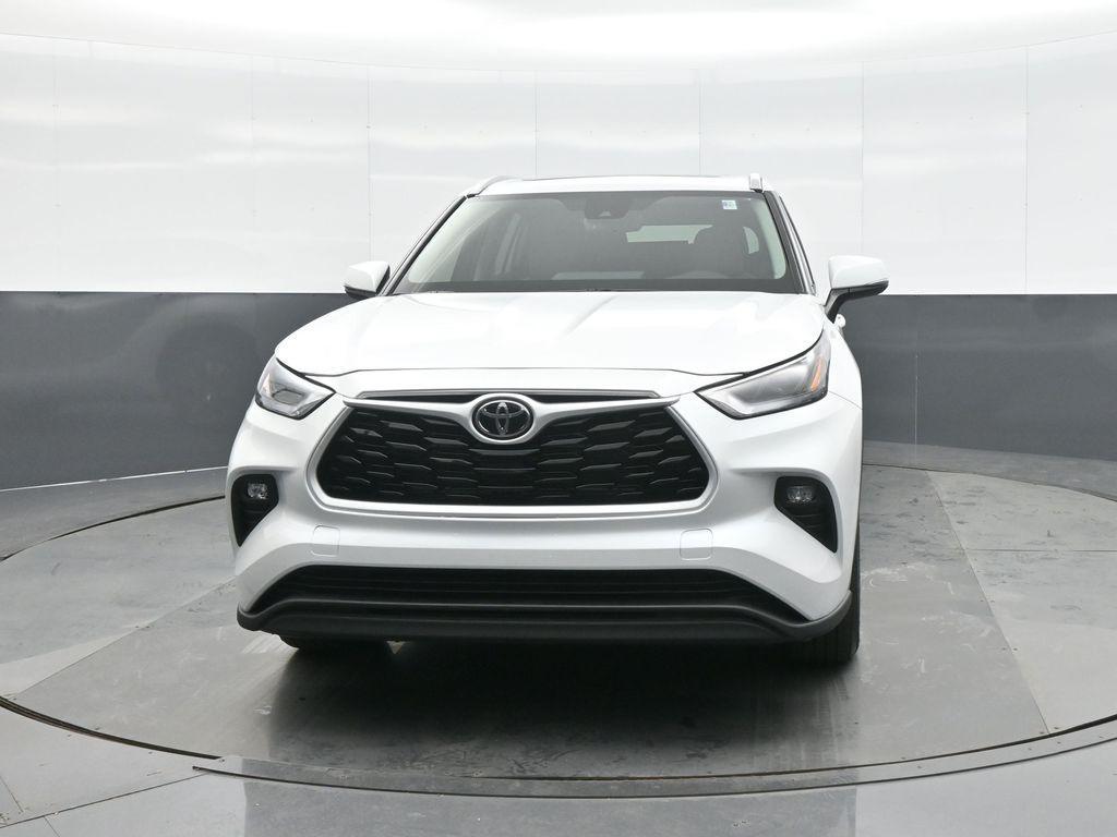 used 2026 Toyota Highlander Hybrid car, priced at $51,990