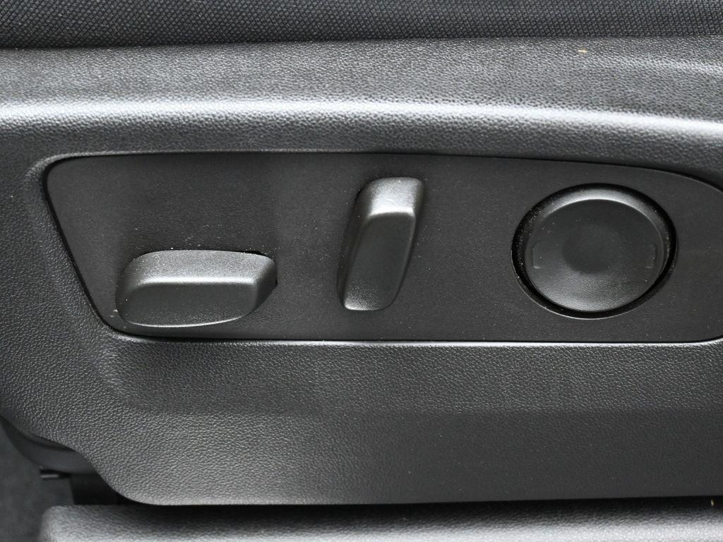 used 2022 Chevrolet Silverado 1500 car, priced at $29,564