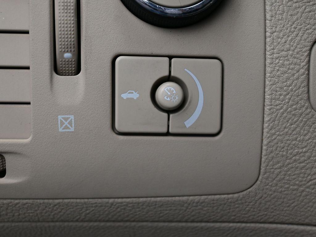 used 2007 Cadillac DTS car, priced at $7,995