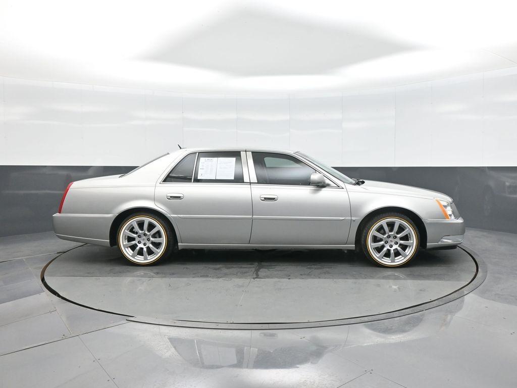 used 2007 Cadillac DTS car, priced at $7,995